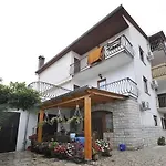 Milan Apartmán *