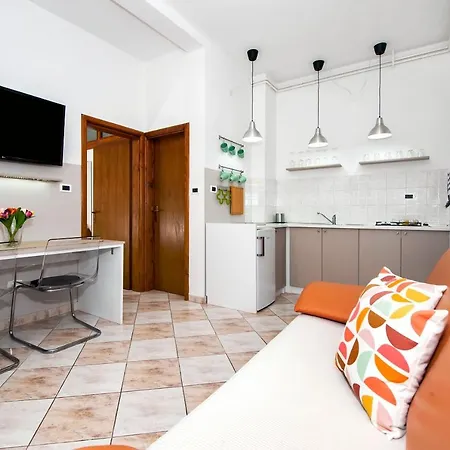 Milan Apartment *